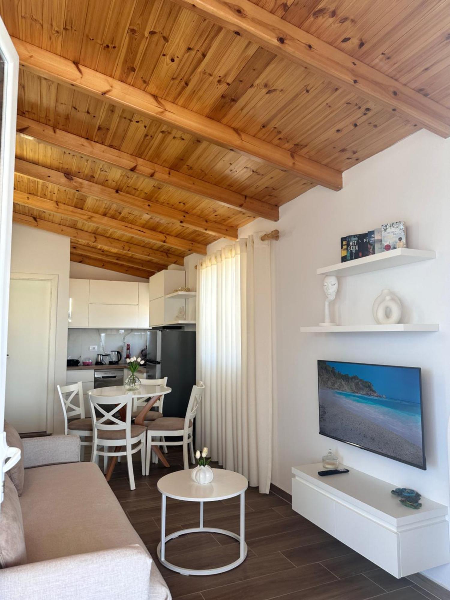 Panoramic Views Of Saranda Apartment Bagian luar foto