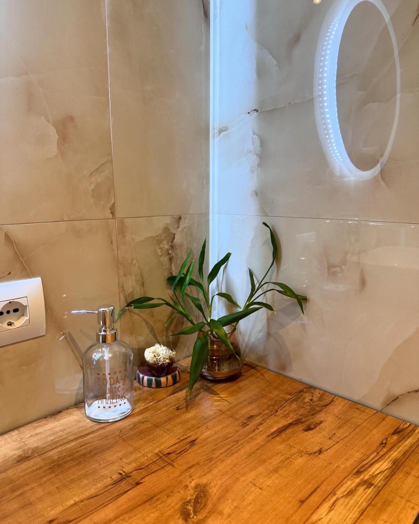 Panoramic Views Of Saranda Apartment Bagian luar foto